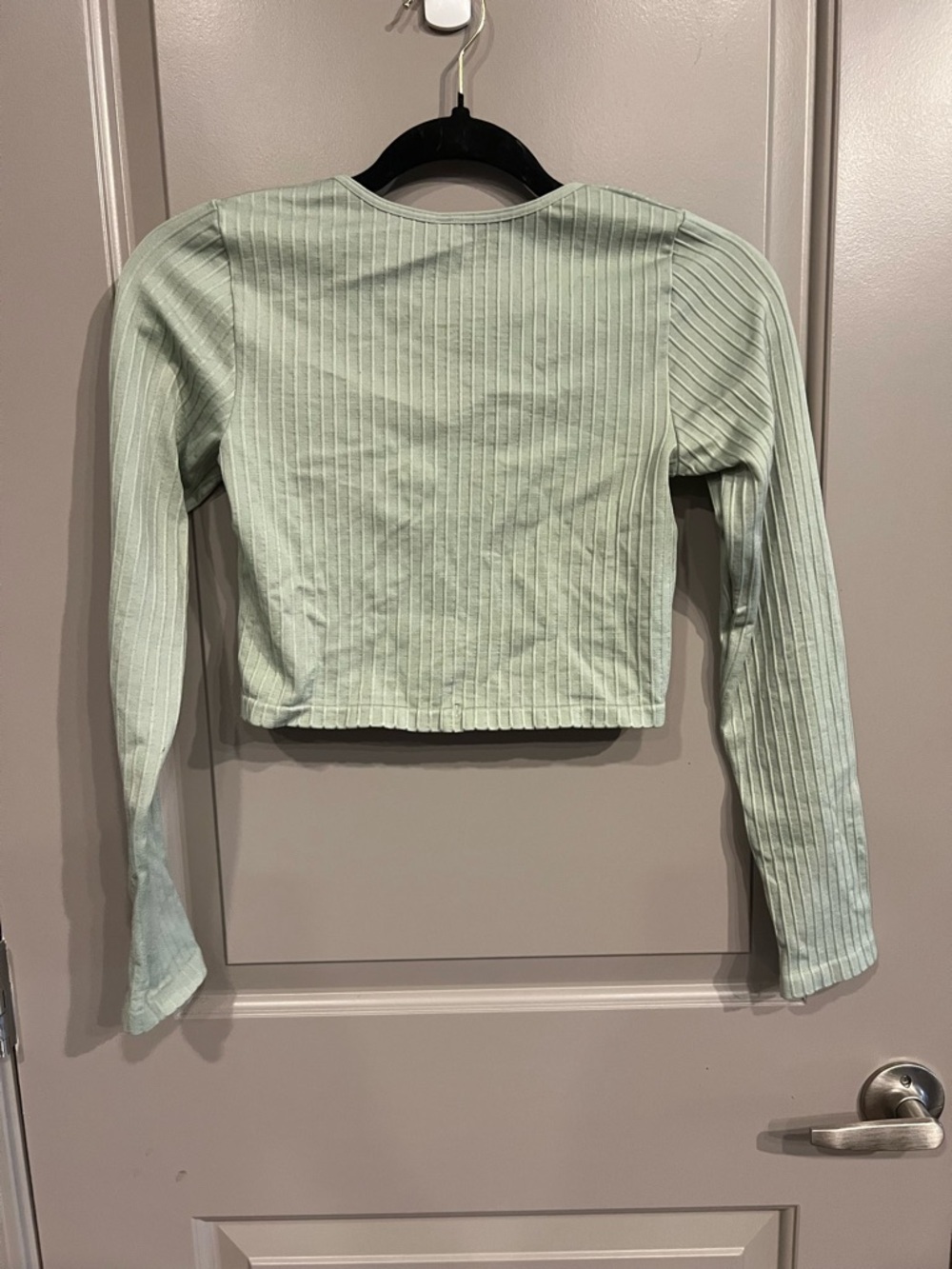 Anthropologie Pale Green Khaki Ribbed Snap Crop Top S/M - Picture 4 of 6